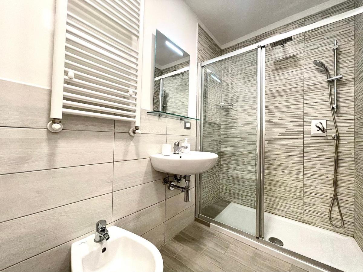 Colosseum Guest House Рим Екстериор снимка