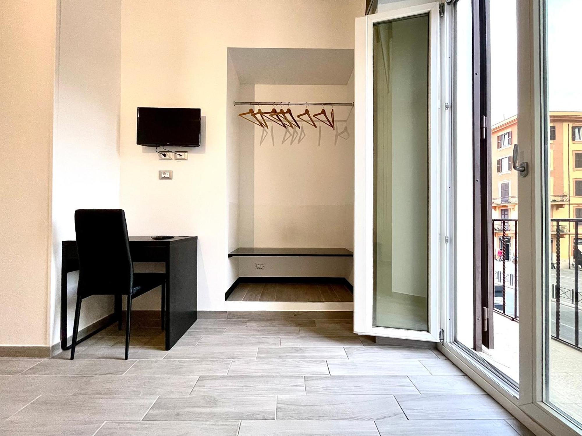Colosseum Guest House Рим Екстериор снимка
