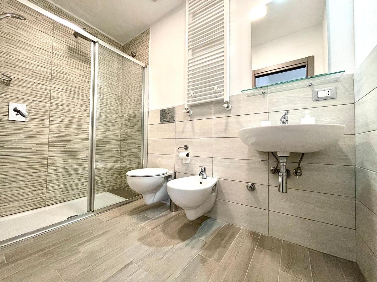 Colosseum Guest House Рим Екстериор снимка