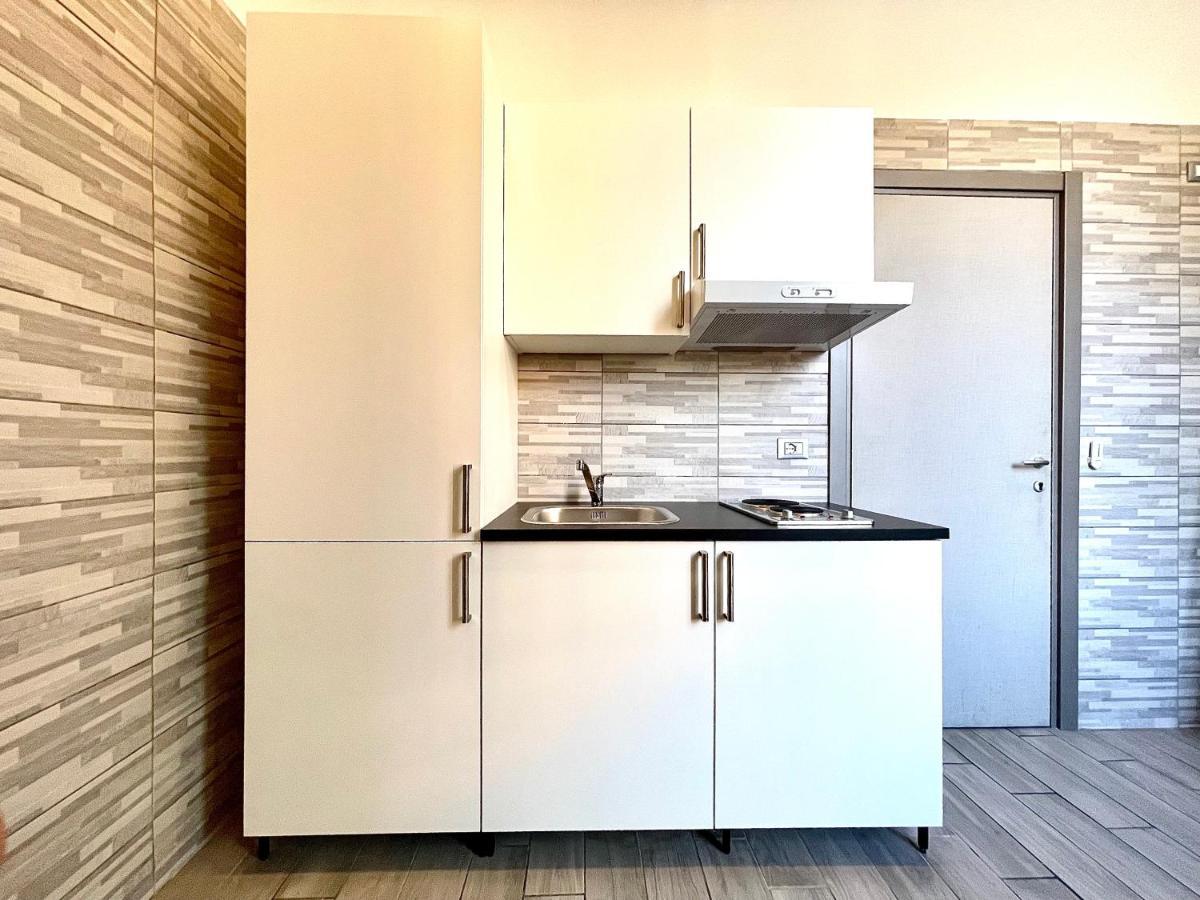 Colosseum Guest House Рим Екстериор снимка